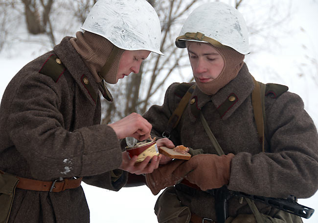 Реконсрукция боя на невском пятачке