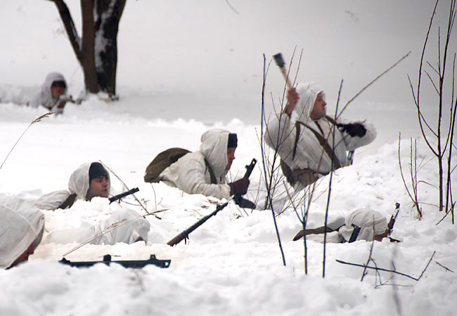 Реконсрукция боя на невском пятачке