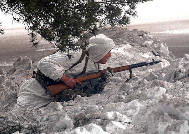 Реконсрукция боя на невском пятачке
