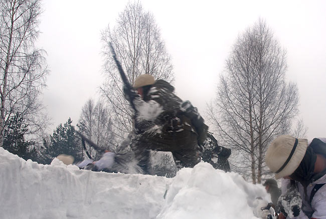 Реконсрукция боя на невском пятачке