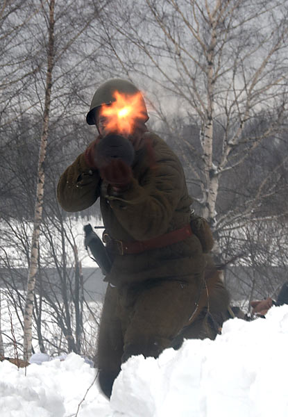 Реконсрукция боя на невском пятачке