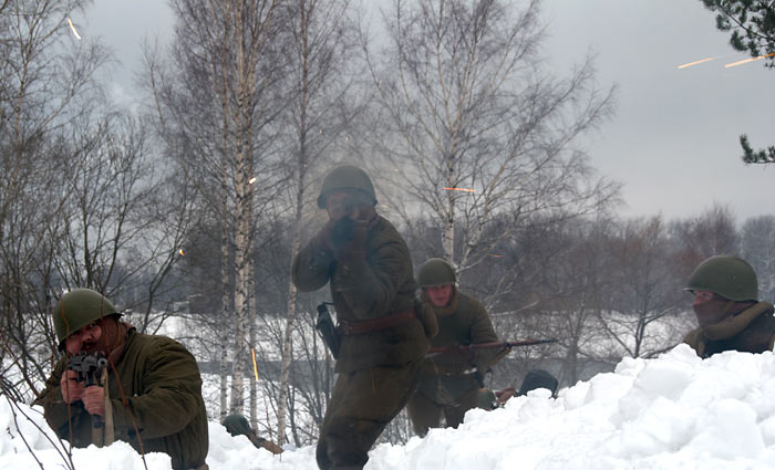 Реконсрукция боя на невском пятачке