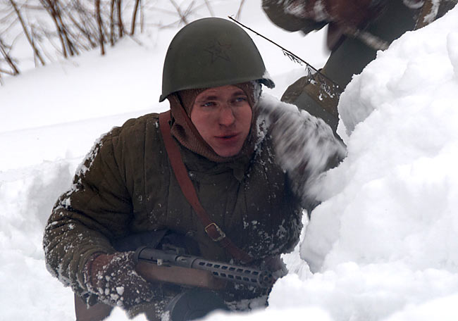 Реконсрукция боя на невском пятачке