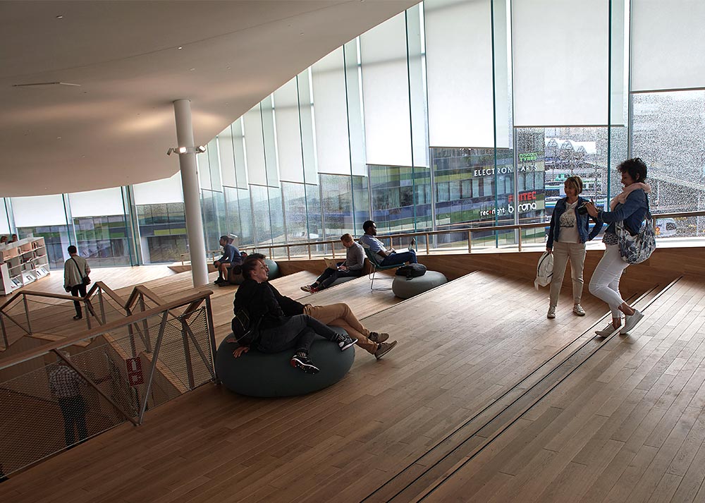 Oodi - Центральная библиотека Хельсинки