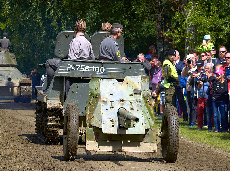 Фестиваль в Парола