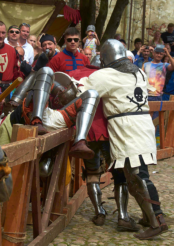 Рыцарский замок 2017